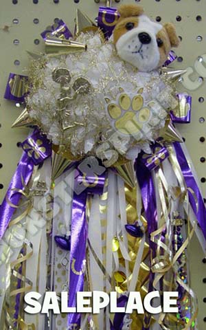 Texas Homecoming Mum